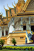 Phnom Penh - The Royal Palace, Preah Tineang Tevea Vinichhay (Throne Hall)